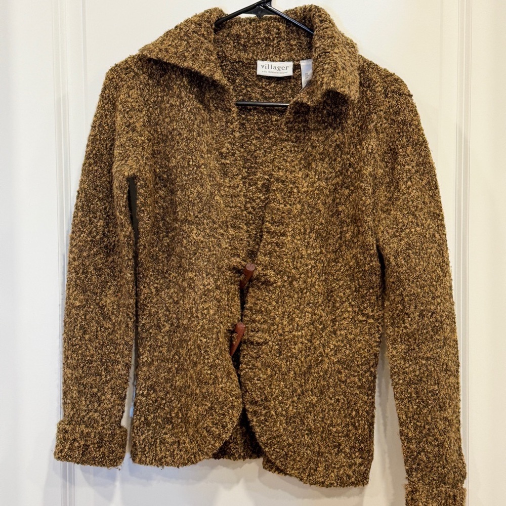 Villager A Liz Claiborne Company Women’s WoolPolyester Brown Sweater Warm Button